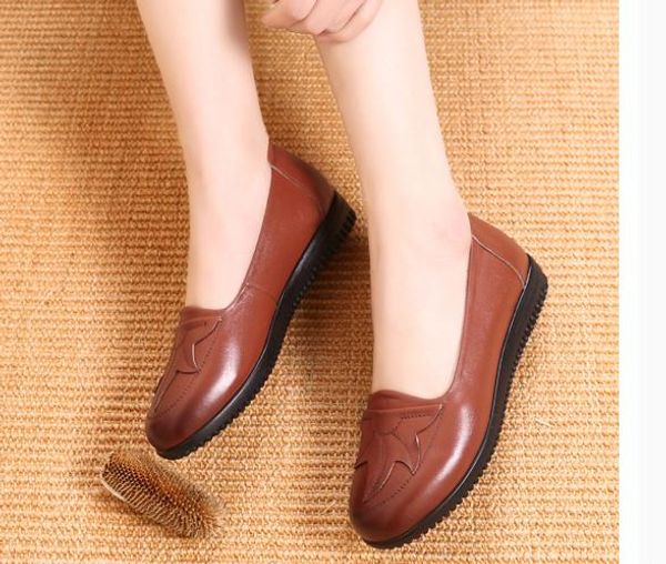 women's shoes in spring and autumn flat bottom round head non-slip soft mother @kl702, Black
women's shoes in spring and autumn flat bottom round head non-slip soft mother @kl702, Black