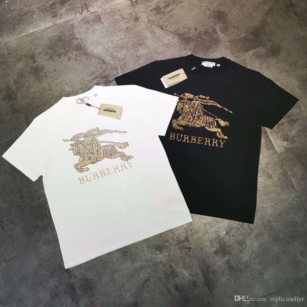 19 luxuriou brand de ign bbr knight equin embroidery tee hirt men women breatheable fa hion treetwear weat hirt outdoor t hirt
19 luxuriou brand de ign bbr knight equin embroidery tee hirt men women breatheable fa hion treetwear weat hirt outdoor t hirt