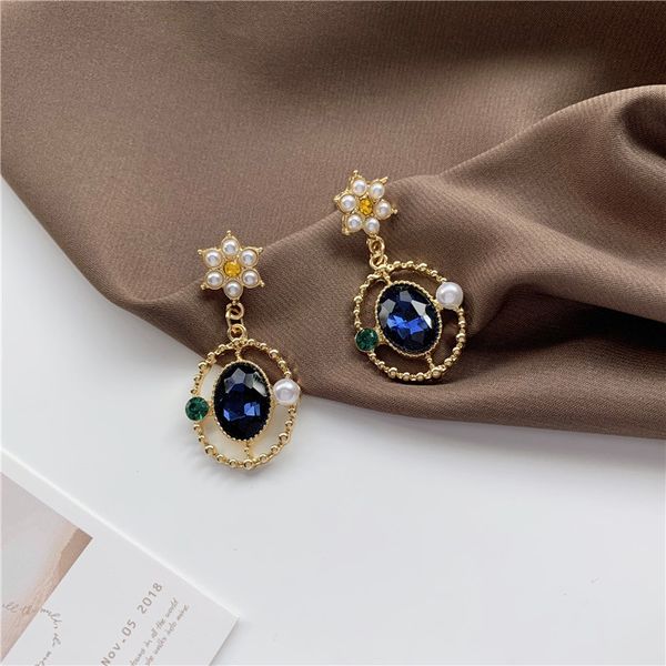 2020 new korean vintage earrings for women style blue stone earrings with pearl flower simple fashion jewelry, Silver
2020 new korean vintage earrings for women style blue stone earrings with pearl flower simple fashion jewelry, Silver