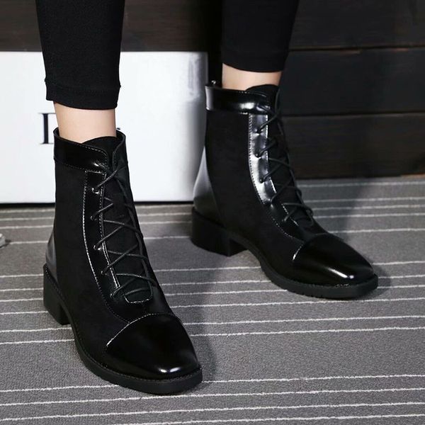 high-end 2019 autumn new martin boots women's shoes british wind short tube wild motorcycle boots square head thick with ankle boots, Black
high-end 2019 autumn new martin boots women's shoes british wind short tube wild motorcycle boots square head thick with ankle boots, Black