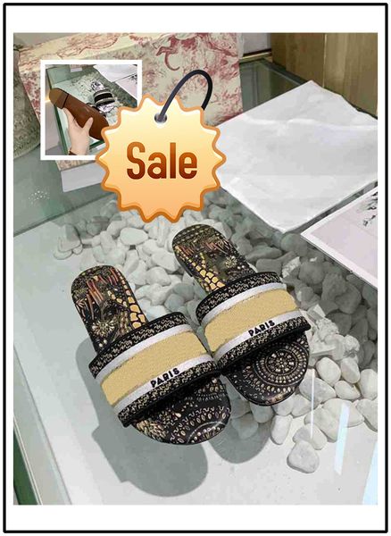 with boxnew dazzle flowers women sandals striped beach causal shoes embroidery sandal floral brocade slipper, Black
with boxnew dazzle flowers women sandals striped beach causal shoes embroidery sandal floral brocade slipper, Black