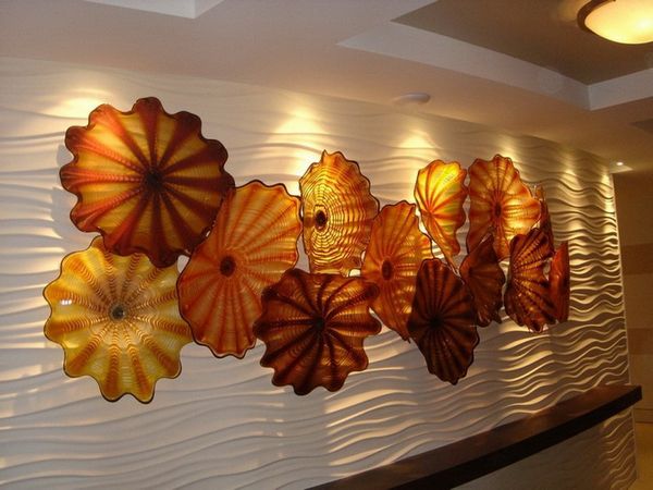 modern design wedding wall decorative amber colored home decorative hand blown murano glass plates for wall hanging
modern design wedding wall decorative amber colored home decorative hand blown murano glass plates for wall hanging