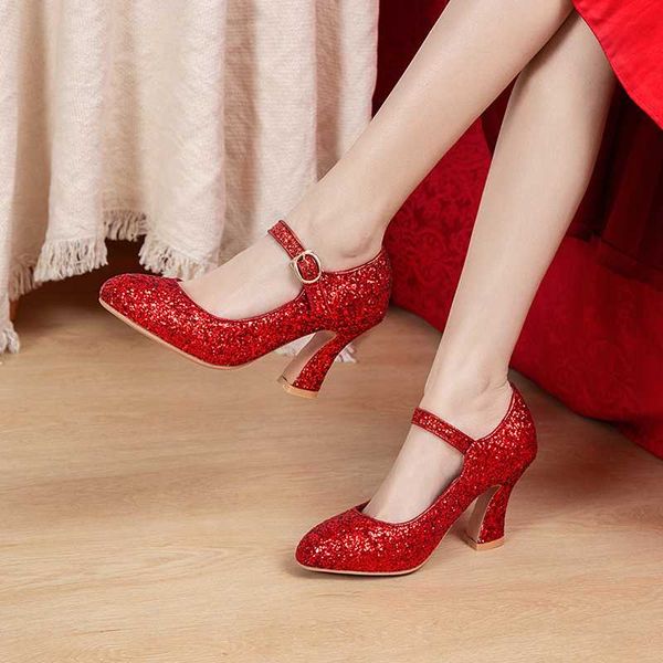 chinese wedding style comfortable round toe pumps fashion gold silver red bling buckle high-heeled chunky women's shoes, Black
chinese wedding style comfortable round toe pumps fashion gold silver red bling buckle high-heeled chunky women's shoes, Black