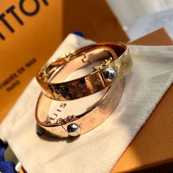 20 rivet bracelet luxurious gold silver jewelry l̴v carved bracelets women men decorative pattern wristband with box 64, Black
20 rivet bracelet luxurious gold silver jewelry l̴v carved bracelets women men decorative pattern wristband with box 64, Black