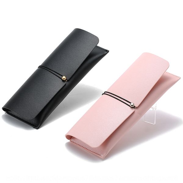 2019 rubber band leather sun simple portable personalized fashion box accessories case glasses case accessories glasses box, Blue
2019 rubber band leather sun simple portable personalized fashion box accessories case glasses case accessories glasses box, Blue