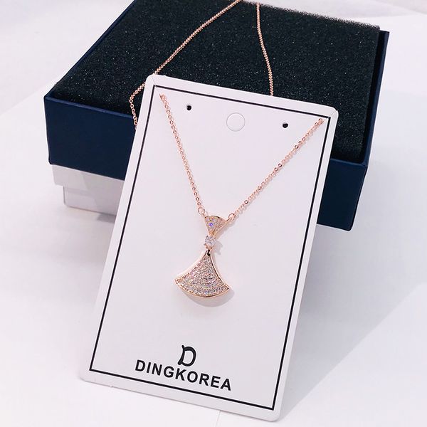korean version of the small fan necklace women's luxury temperament wild fashion micro inlaid jewelry clavicle chain gift with accessor, Silver
korean version of the small fan necklace women's luxury temperament wild fashion micro inlaid jewelry clavicle chain gift with accessor, Silver