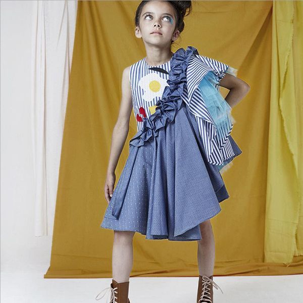 baby girls dress 2019 summer new princess children dresses modis embroidery kids dress for girls asymmetrical dress 2-10y ws346 y190516, Red;yellow
baby girls dress 2019 summer new princess children dresses modis embroidery kids dress for girls asymmetrical dress 2-10y ws346 y190516, Red;yellow