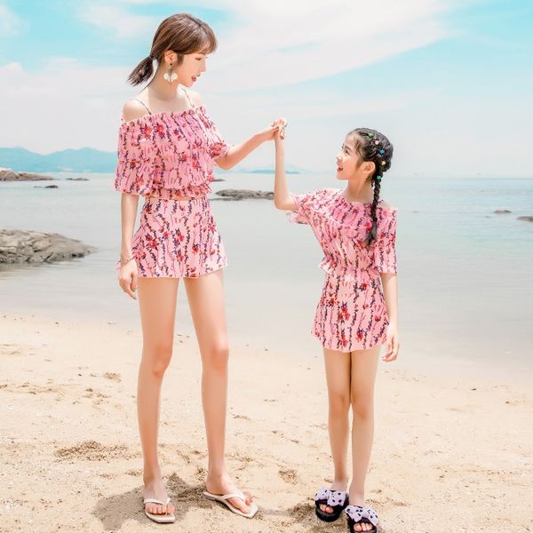 parent-child mother swimsuit daughter fen ti qun-three-piece xiao xiang feng zhe du slim beach spa swimsuit, White;black
parent-child mother swimsuit daughter fen ti qun-three-piece xiao xiang feng zhe du slim beach spa swimsuit, White;black