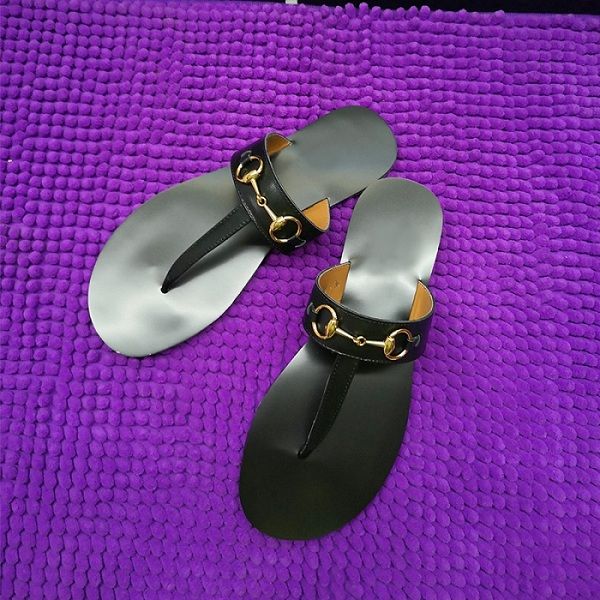 with box) leather thong sandal women luxury desinger slippers fashion thin black flip flops brand shoes black white brown red beige silver
with box) leather thong sandal women luxury desinger slippers fashion thin black flip flops brand shoes black white brown red beige silver
