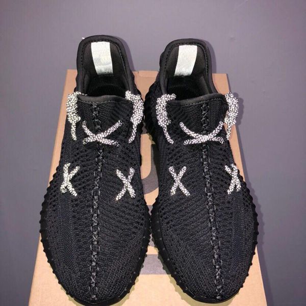 2019 new kanye west v2 antlia ture form glow synth pirate black mens running shoes white black designer women sneakers
2019 new kanye west v2 antlia ture form glow synth pirate black mens running shoes white black designer women sneakers