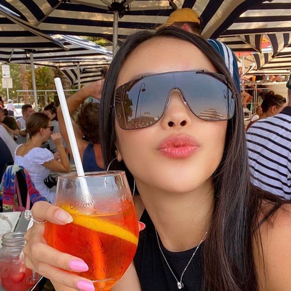 2020 siamese sun glasses fashion brand designer men sunglasses for men and women eyewear uv400, White;black
2020 siamese sun glasses fashion brand designer men sunglasses for men and women eyewear uv400, White;black