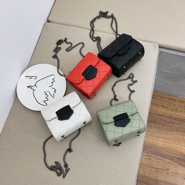 2020 new female bag small fragrance style korean wild bag fashion commuter chain small square manufacturer wholesale
2020 new female bag small fragrance style korean wild bag fashion commuter chain small square manufacturer wholesale