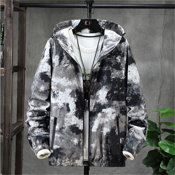 camouflage print autumn mens jackets hooded long sleeve casual straight loose winter mens designer jackets contrast color male coats, Black;brown
camouflage print autumn mens jackets hooded long sleeve casual straight loose winter mens designer jackets contrast color male coats, Black;brown