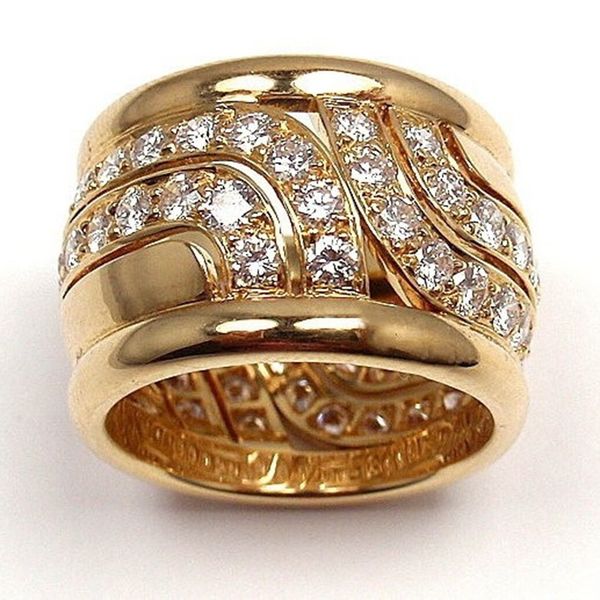 unique style crystal gold wide big party finger ring luxury wedding band men women large size rings huge anel jewelry z3m088, Golden;silver
unique style crystal gold wide big party finger ring luxury wedding band men women large size rings huge anel jewelry z3m088, Golden;silver
