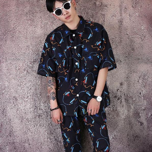 fashion slim shirt men short sleeve shirt set and pants teenage korean printing mens personality stage singer dance b624, White;black
fashion slim shirt men short sleeve shirt set and pants teenage korean printing mens personality stage singer dance b624, White;black