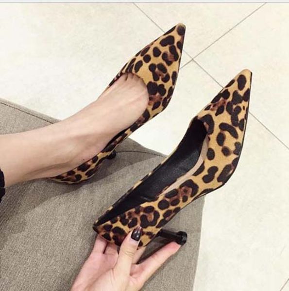 men and women sandals high heels shoes non-slip summer fashion wide sandals slipsgfsdpers flip flops shoe008 p7, Black
men and women sandals high heels shoes non-slip summer fashion wide sandals slipsgfsdpers flip flops shoe008 p7, Black