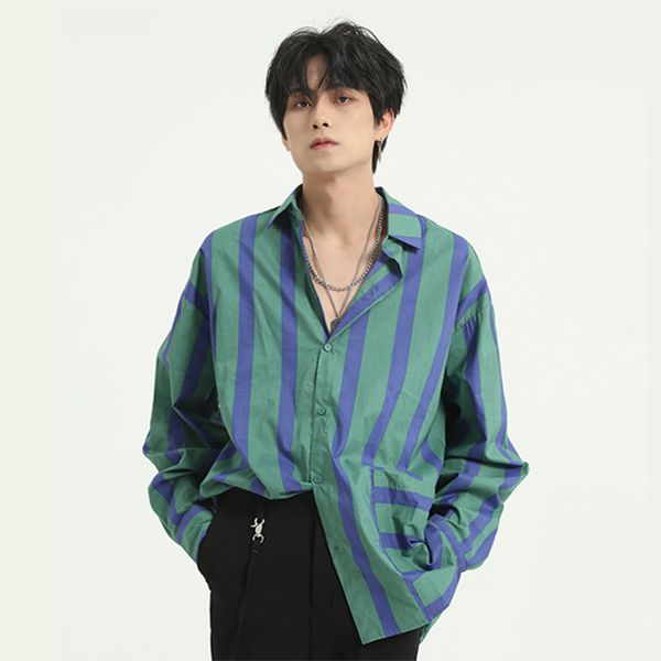 2020 new men long sleeve casual stripe shirt male vintage fashion streetwear loose dress shirts, White;black
2020 new men long sleeve casual stripe shirt male vintage fashion streetwear loose dress shirts, White;black