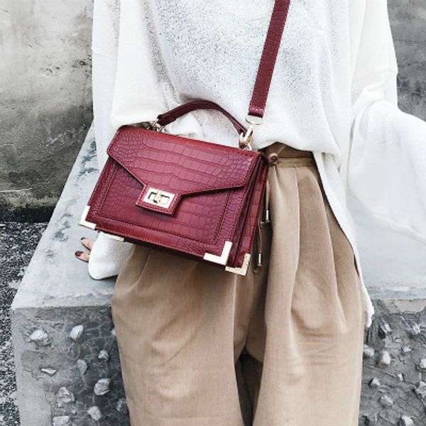 sac femme tote bag for women 2020 luxury handbags women bags designer alligator leather female shoulder messenger bag drop shipping
sac femme tote bag for women 2020 luxury handbags women bags designer alligator leather female shoulder messenger bag drop shipping