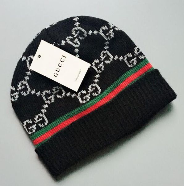 new winter knitted real fur hat women thicken beanies with 15cm real raccoon fur pompoms warm girl caps snapback pompon beanie hats g632, Blue;gray
new winter knitted real fur hat women thicken beanies with 15cm real raccoon fur pompoms warm girl caps snapback pompon beanie hats g632, Blue;gray