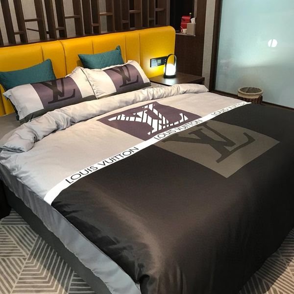 fashion luxury brand huaxin printed cotton bedding set fashion comfortable three piece quilt cover pillow cover quilt cover home textile2.1m 
fashion luxury brand huaxin printed cotton bedding set fashion comfortable three piece quilt cover pillow cover quilt cover home textile2.1m