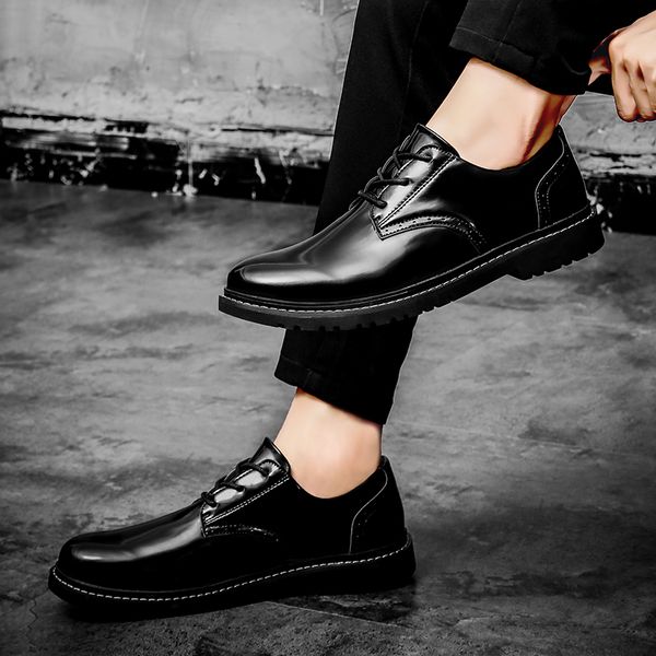 mens business shoes black dress shoes formal suit men's fashion simple office men's casual sneakers
mens business shoes black dress shoes formal suit men's fashion simple office men's casual sneakers