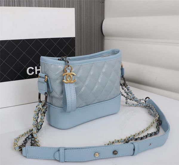 www new style luxury diagonal messenger bag single shoulder portable wallet envelope bag triple designer retro women bag size 20 * 15 * 8cm
www new style luxury diagonal messenger bag single shoulder portable wallet envelope bag triple designer retro women bag size 20 * 15 * 8cm