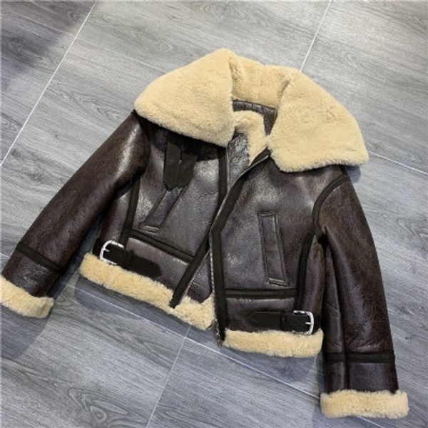 2022 women locomotive genuine leather biker jacket short design real and natural sheep fur coat women winter warm motorcycle jackets bb, Black;brown
2022 women locomotive genuine leather biker jacket short design real and natural sheep fur coat women winter warm motorcycle jackets bb, Black;brown