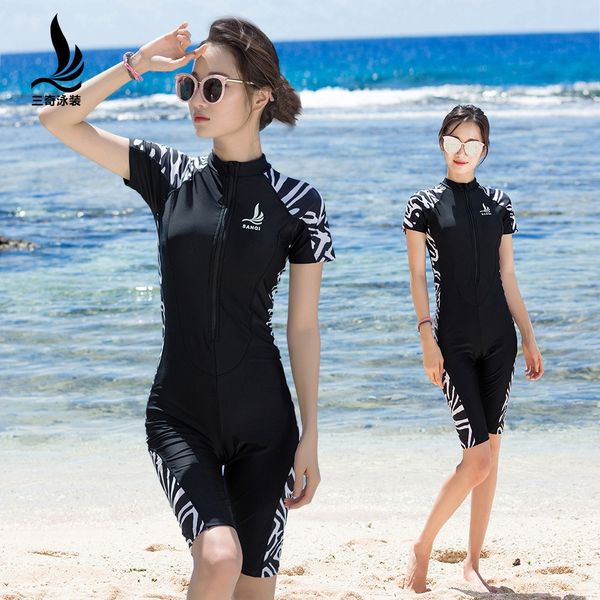 xwxo8 sanqi swim swimsuit female conservative one-piece flat-angle small chest slim belly-covering sports large size spring swimming sui, White;black
xwxo8 sanqi swim swimsuit female conservative one-piece flat-angle small chest slim belly-covering sports large size spring swimming sui, White;black