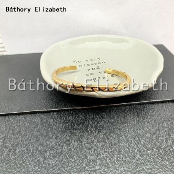 elizabety fashion simple temperament glossy opening bracelet for european charm bracelets women jewelry, Black
elizabety fashion simple temperament glossy opening bracelet for european charm bracelets women jewelry, Black