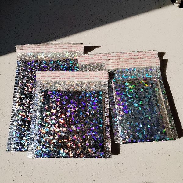 голографическая metal bubble mailer гламурные красочные silver оттенки фольга подушечки доставка конверт 50 шт / мешок
голографическая metal bubble mailer гламурные красочные silver оттенки фольга подушечки доставка конверт 50 шт / мешок