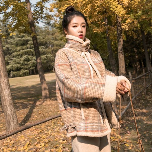 p shoot chic handsome stand collar yellow pattern lambs wool jacket motorcycle cropped jacket short-height cotton coat women, Blue;black
p shoot chic handsome stand collar yellow pattern lambs wool jacket motorcycle cropped jacket short-height cotton coat women, Blue;black