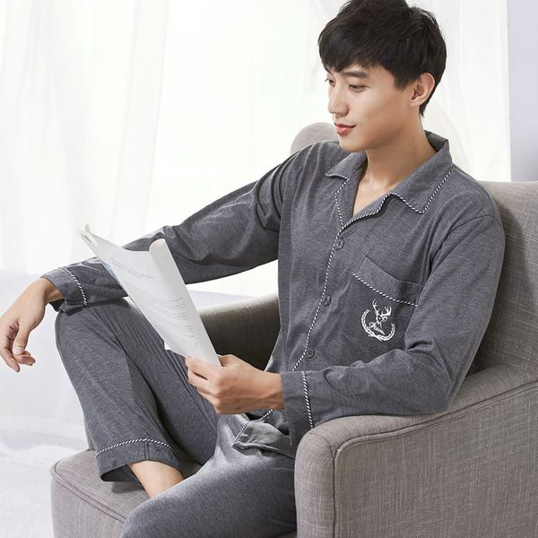 autumn and winter men's pajamas korean sleepwear man loose cotton cardigans male homewear outerwear, Black;brown
autumn and winter men's pajamas korean sleepwear man loose cotton cardigans male homewear outerwear, Black;brown