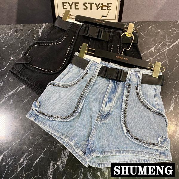 streetwear denim shorts 2020 summer new retro female students metal riveting wash denim shorts women high waist jeans, Blue
streetwear denim shorts 2020 summer new retro female students metal riveting wash denim shorts women high waist jeans, Blue
