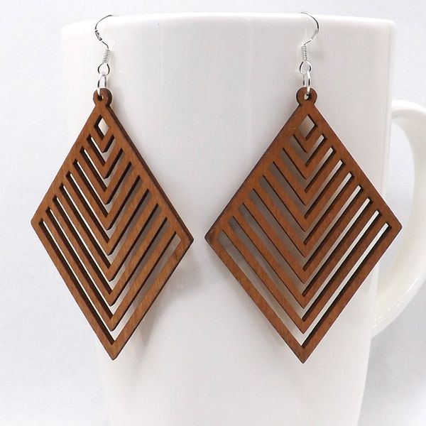 qiaohe 1 pair good quality wood earrings organic brown hollow african woman wooden brincos pendant 5.2x7cm/2x2.8'' e57, Silver
qiaohe 1 pair good quality wood earrings organic brown hollow african woman wooden brincos pendant 5.2x7cm/2x2.8'' e57, Silver
