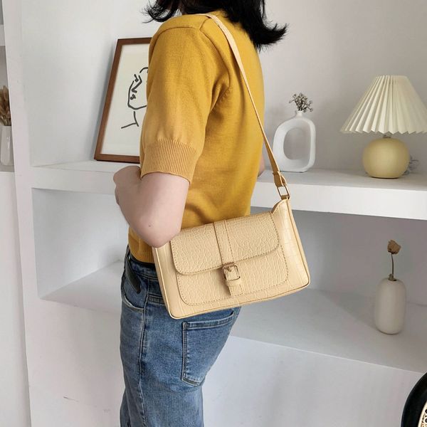 2020 new shoulder bag women's casual fashion korean version of crocodile pattern large capacity underarm bag ladies
2020 new shoulder bag women's casual fashion korean version of crocodile pattern large capacity underarm bag ladies
