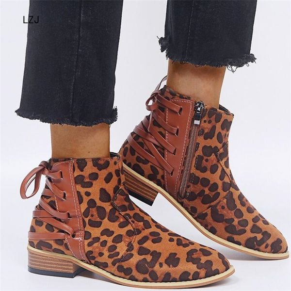 lzj 2019 boots women suqare heels zipper ankle boots solid suede leather short round toe ankle booties botas mujer, Black
lzj 2019 boots women suqare heels zipper ankle boots solid suede leather short round toe ankle booties botas mujer, Black