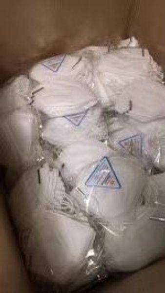 быстрая доставка горячая продажа kn95 пылезащитные противотуманные и дышащие маски для лица n95 маска 95% фильтрация особенности as kf94 ffp
быстрая доставка горячая продажа kn95 пылезащитные противотуманные и дышащие маски для лица n95 маска 95% фильтрация особенности as kf94 ffp