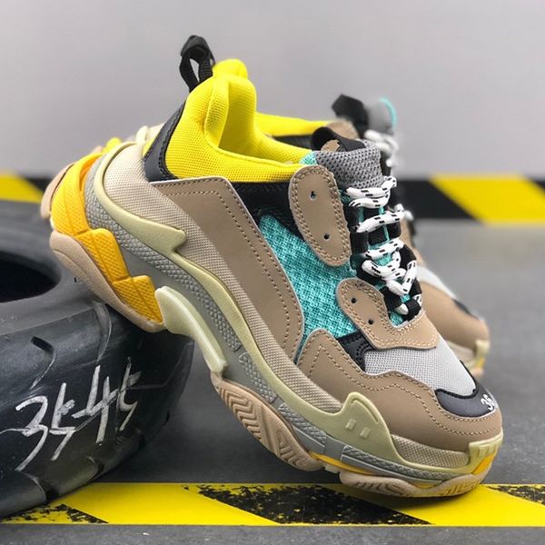 fashion luxury designer women shoes sports triple s retro old dad trainers black red sports outdoor casual shoe size us5-9
fashion luxury designer women shoes sports triple s retro old dad trainers black red sports outdoor casual shoe size us5-9