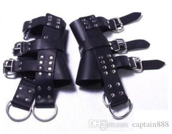 1pairjouets feet down upside leather bondage sm toys hang suspension anklet hanging for sexuelstoys adults pvfam, Red;black
1pairjouets feet down upside leather bondage sm toys hang suspension anklet hanging for sexuelstoys adults pvfam, Red;black
