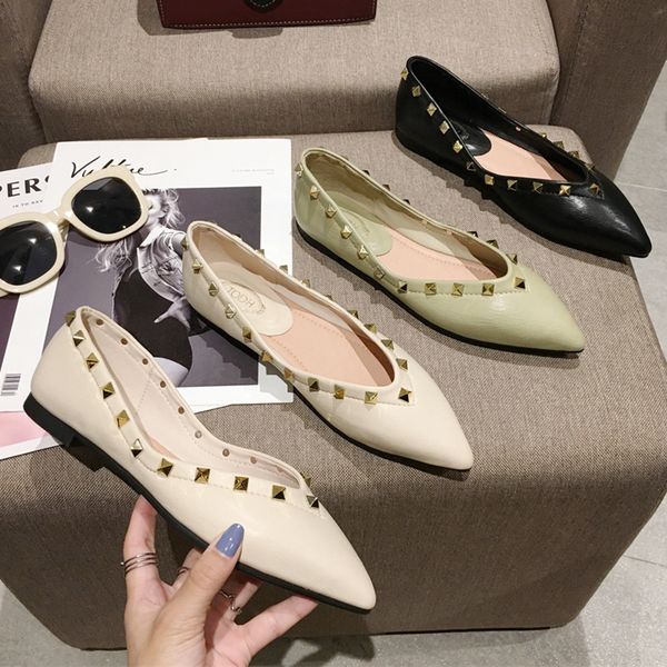 rivet low heels shoes 2020 shoes solid color pointed toe new style shallow mouth slip on fashion women flats, Black
rivet low heels shoes 2020 shoes solid color pointed toe new style shallow mouth slip on fashion women flats, Black