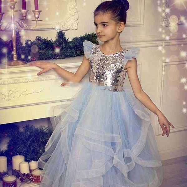 Sequined And Tulle Girls Pageant Gowns Silver Top Cap Sleeve Light Blue Tutu Skirt Flower Girl Dresses For Wedding Baby Party Dress
Sequined And Tulle Girls Pageant Gowns Silver Top Cap Sleeve Light Blue Tutu Skirt Flower Girl Dresses For Wedding Baby Party Dress