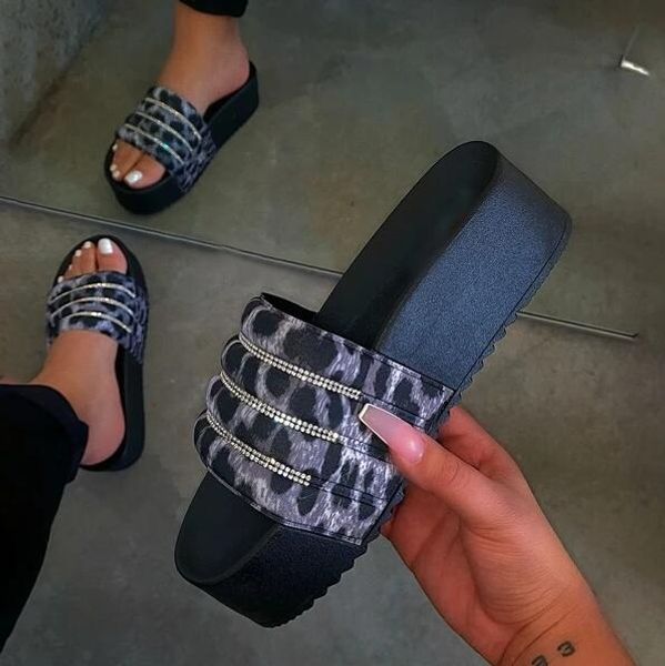 summer woman non slip slippers ladies open toe crystal platform flat shoes woman comfort casual fashion slippers female 2020 new, Black
summer woman non slip slippers ladies open toe crystal platform flat shoes woman comfort casual fashion slippers female 2020 new, Black