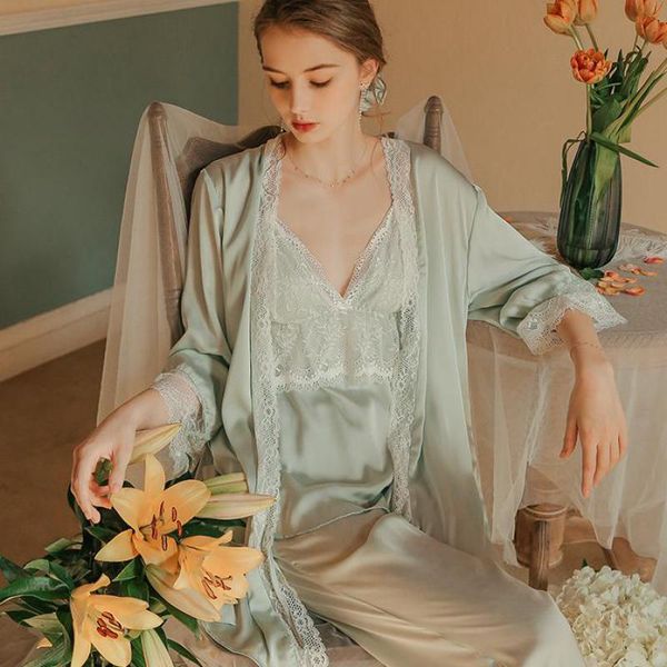 autumn sling sleepwear sweet casual home wear cotton v-neck solid color + long pant + lace sleep robe three-piece suit, Blue;gray
autumn sling sleepwear sweet casual home wear cotton v-neck solid color + long pant + lace sleep robe three-piece suit, Blue;gray