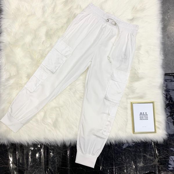luxurious paris brand design pocket long pants terry trousers all-match fashion hip-hop high streetwear cool sports v trousers, Camo;black
luxurious paris brand design pocket long pants terry trousers all-match fashion hip-hop high streetwear cool sports v trousers, Camo;black