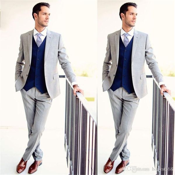 handsome two buttons groomsmen notch lapel groom tuxedos men suits wedding/prom/dinner man blazer(jacket+pants+tie+vest) 673, Black;gray
handsome two buttons groomsmen notch lapel groom tuxedos men suits wedding/prom/dinner man blazer(jacket+pants+tie+vest) 673, Black;gray
