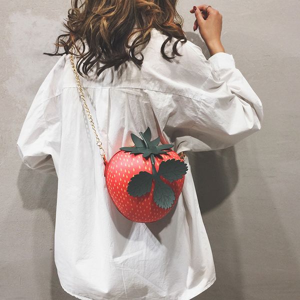 лето 2020 персонализированные клубника сумка женский корейский моды цепи небольшой мешок свободного покроя посланник плеча, White
лето 2020 персонализированные клубника сумка женский корейский моды цепи небольшой мешок свободного покроя посланник плеча, White