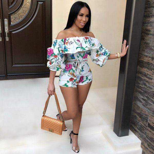 women's one piece elegant ruffle off shoulder floral printed short pants jumpsuits rompers with belt, Black;white
women's one piece elegant ruffle off shoulder floral printed short pants jumpsuits rompers with belt, Black;white