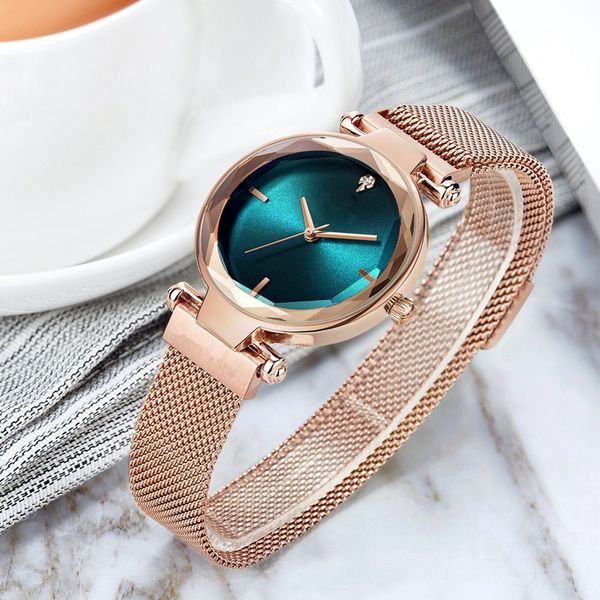 wholesale trend women fashion alloy metal mesh shinny face magnetic buckle watch new ladies casual dress gift watches, Slivery;brown
wholesale trend women fashion alloy metal mesh shinny face magnetic buckle watch new ladies casual dress gift watches, Slivery;brown