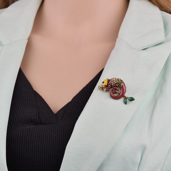colorful enamel lizard brooches for women rhinestone vintage animal jewelry creative coat suit accessories brooch b162, Gray
colorful enamel lizard brooches for women rhinestone vintage animal jewelry creative coat suit accessories brooch b162, Gray