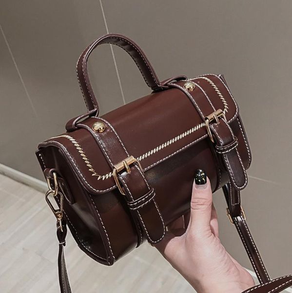 line belt leather crossbody bags for women 2020 mini shoulder messenger bag bolsa feminina retro handle lady travel totes
line belt leather crossbody bags for women 2020 mini shoulder messenger bag bolsa feminina retro handle lady travel totes